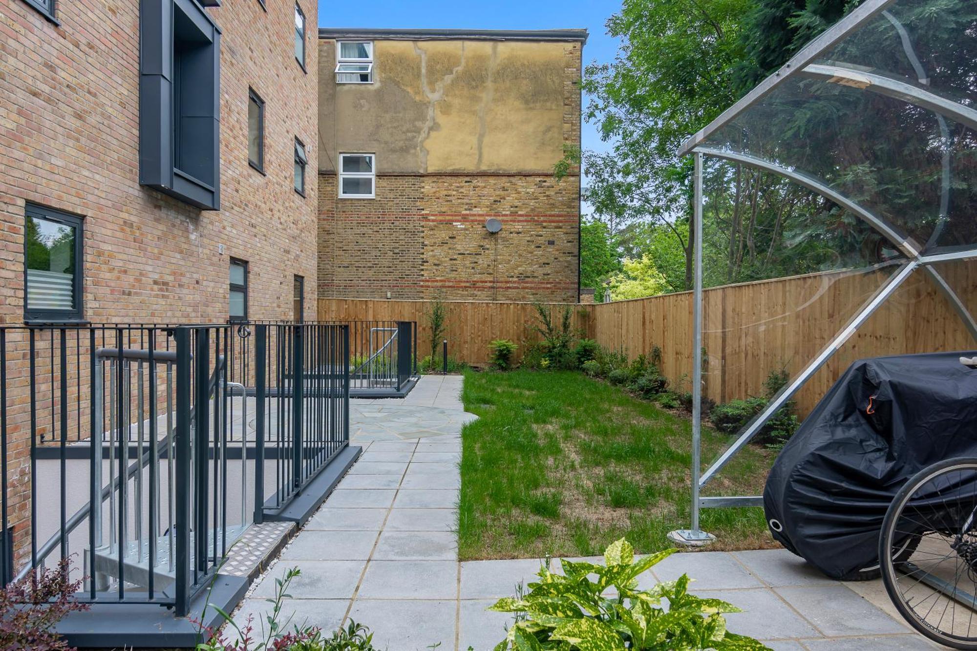 Spacious, 3 Bedroom, 2 Bathroom, Surbiton Εξωτερικό φωτογραφία